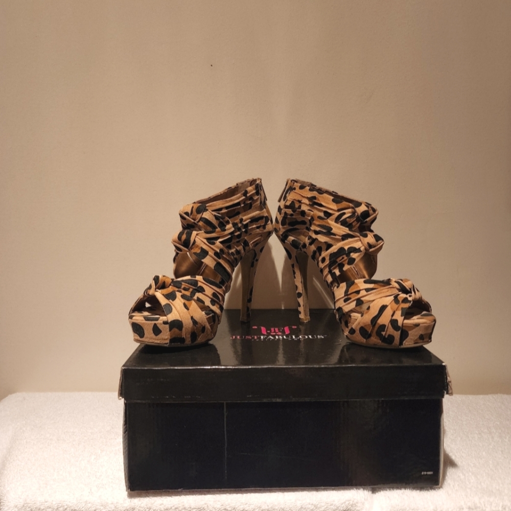 Katerna Sandals